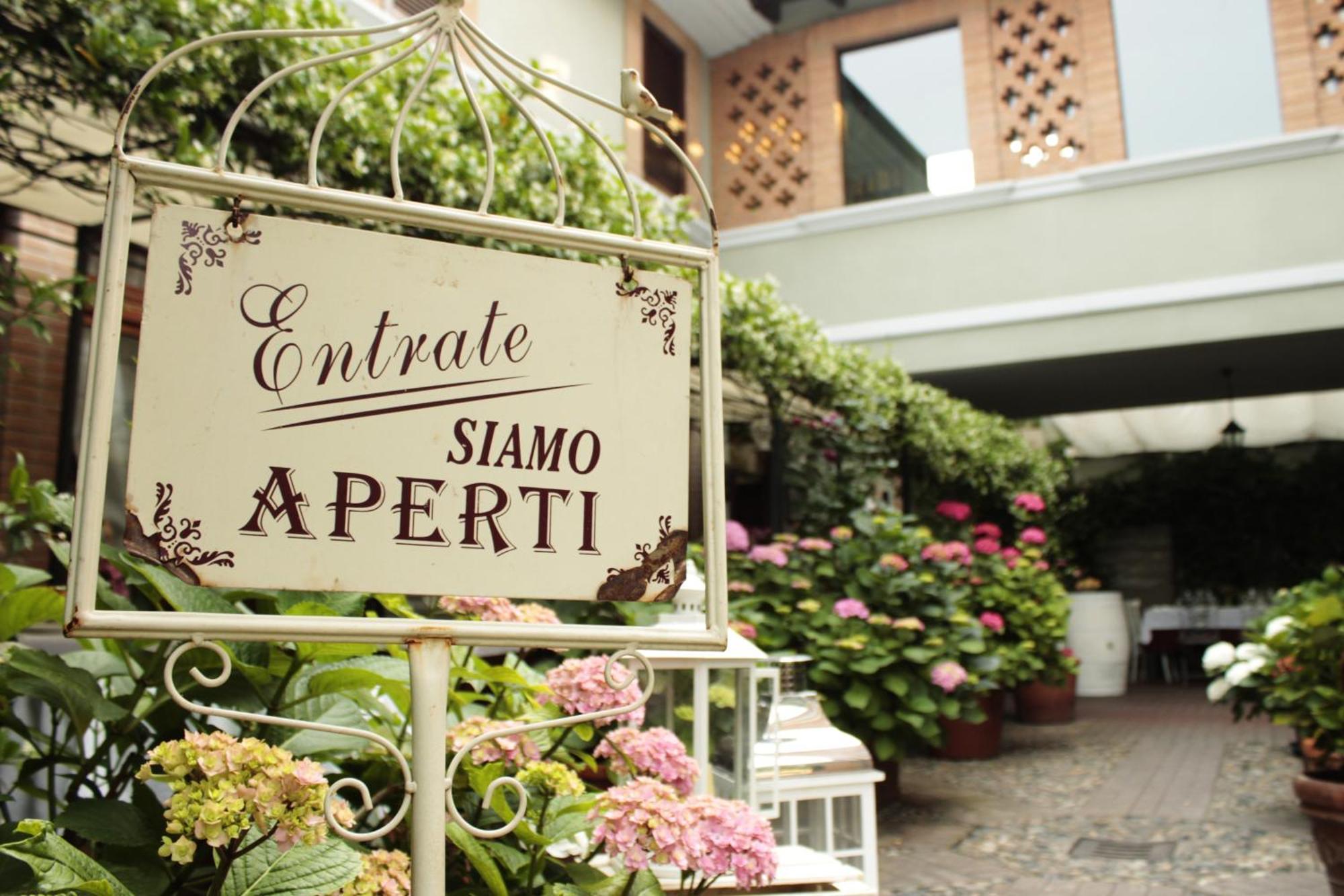 Albergo & Ristorante Selvatico Rivanazzano Terme Exterior photo